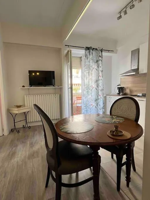 Appartement Atypique Et Original Nice